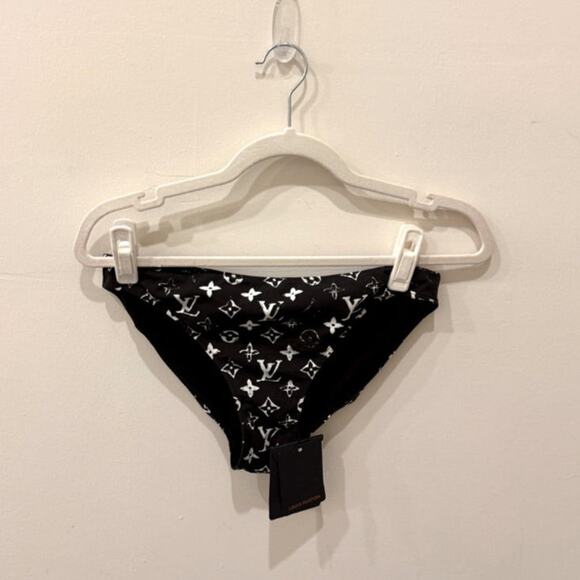 NWT Louis Vuitton LV Graphic Monogram Bikini Bottoms Black Women's FR 40 / US 8 - Picture 2 of 6